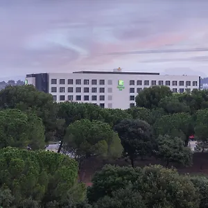 https://holiday-sant-cugat-an-ihg.topbarcelonahotels.com