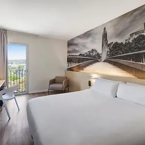 Hotel Girona 3 Salt